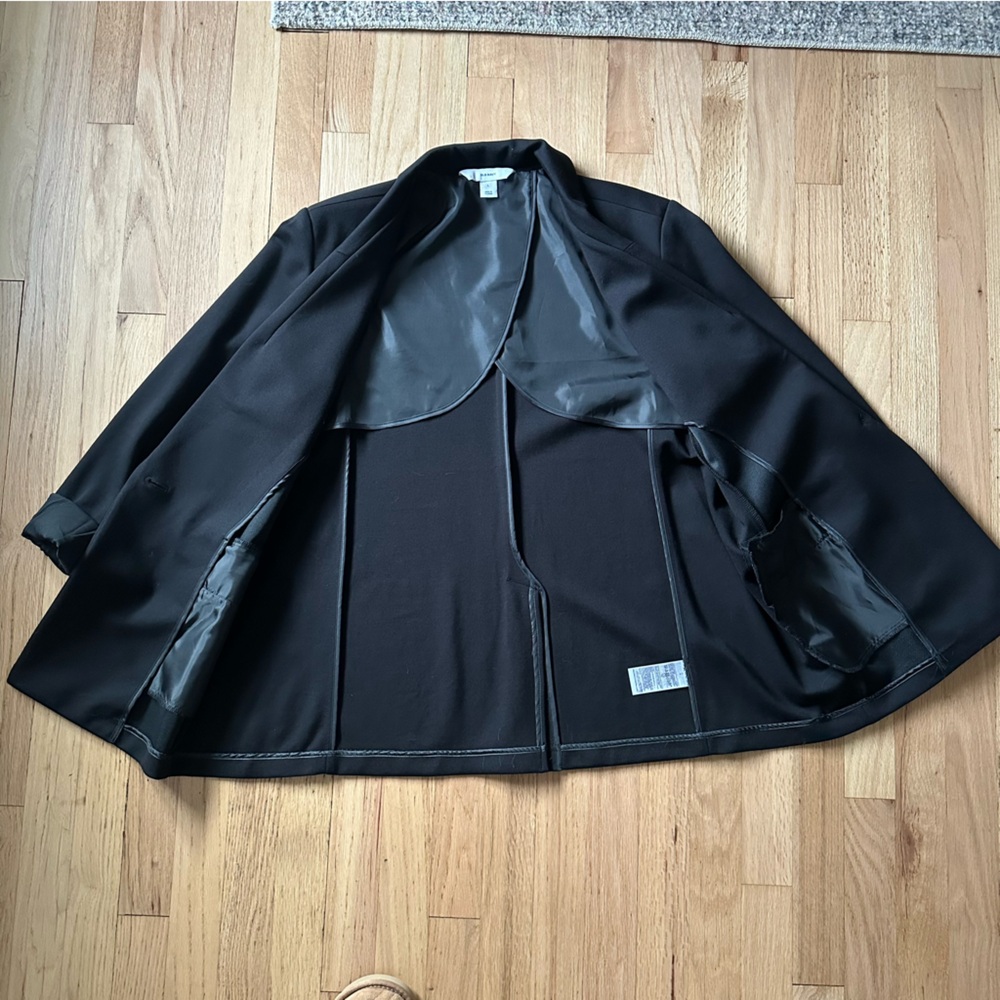 Old Navy Women's Black Blazer - Picture 2 of 11